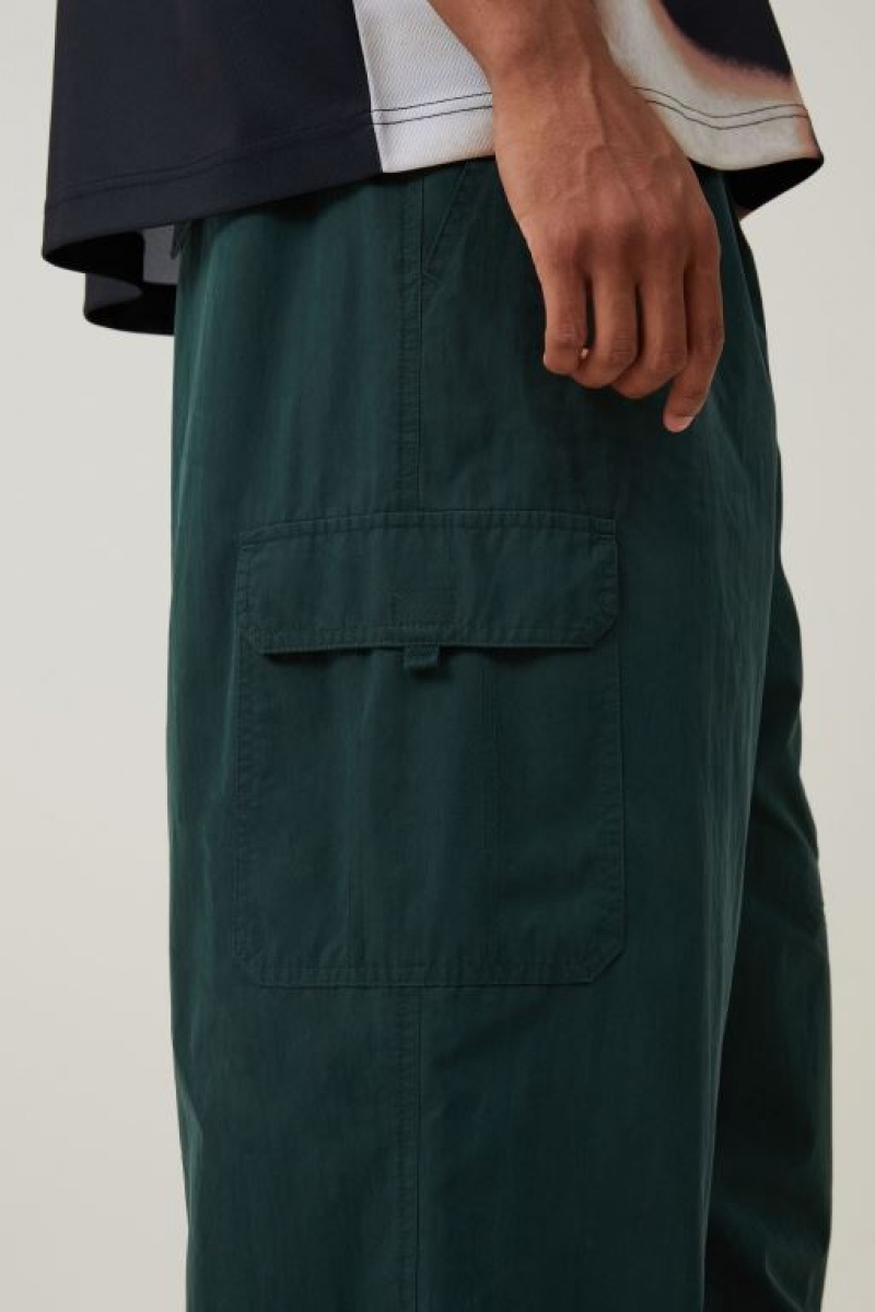 Pantalon Cotton On Parachute Field Hombre Verde | 4FpLwesPYGg