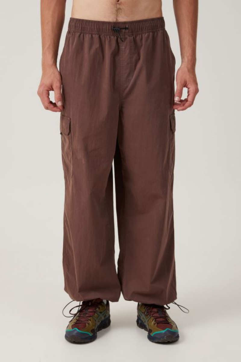 Pantalon Cotton On Parachute Field Hombre Chocolate | Z2ejjaU1bTM